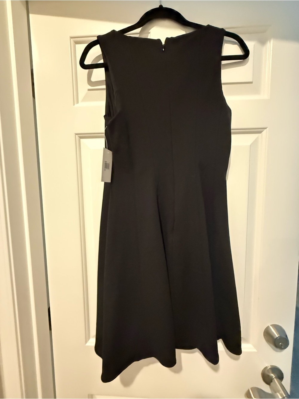 Donna Morgan Black Sleeveless Midi Sheath Dress with Princess Seams